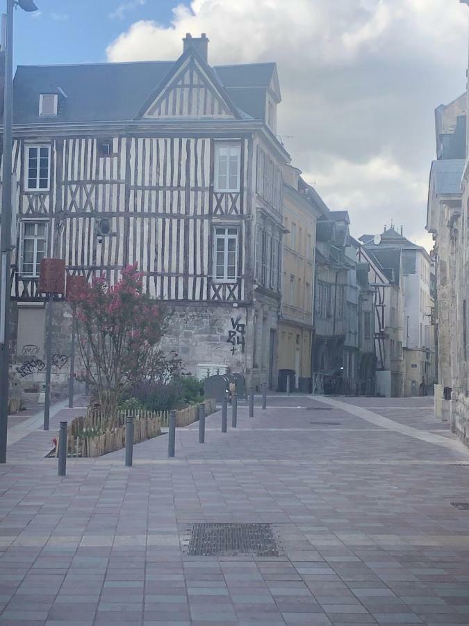 Lylylodge Rouen Exterior photo